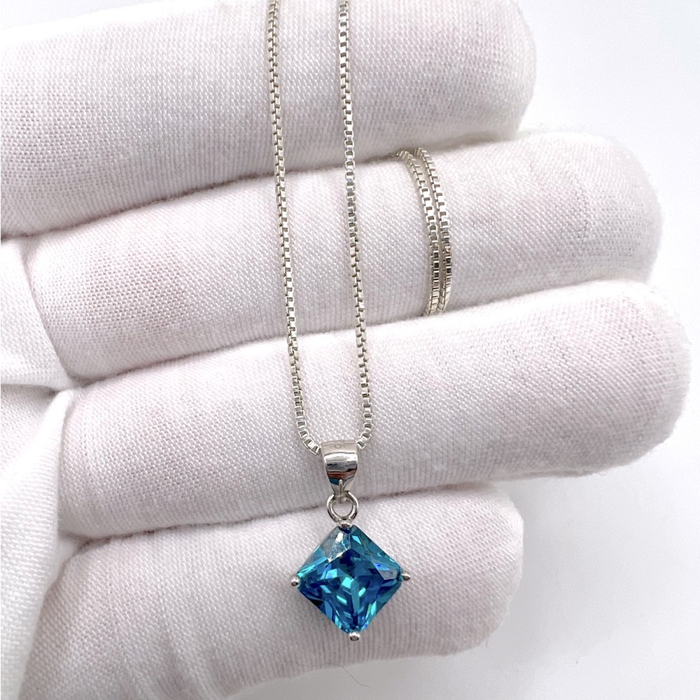 .925 Sterling Silver Blue Topaz Cz Necklace